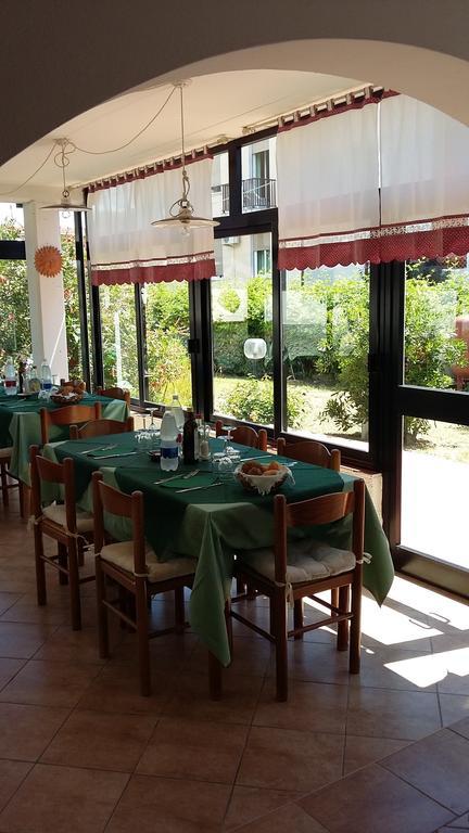 كابوليفيري Albergo Romana المظهر الخارجي الصورة